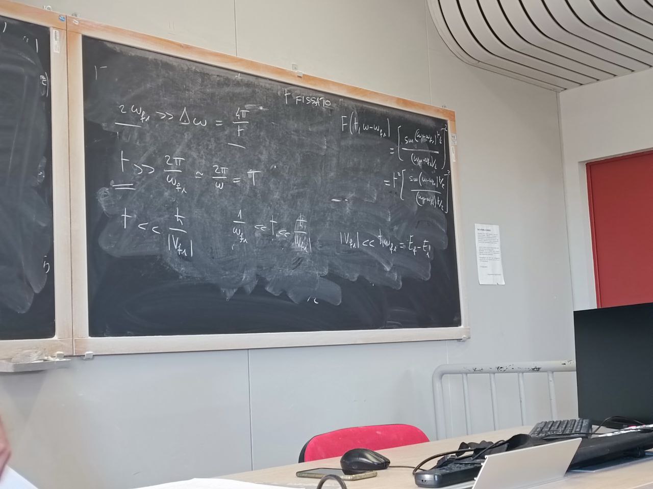 Condizioni di validità e larghezza di riga per transizioni indotte da perturbazione periodica